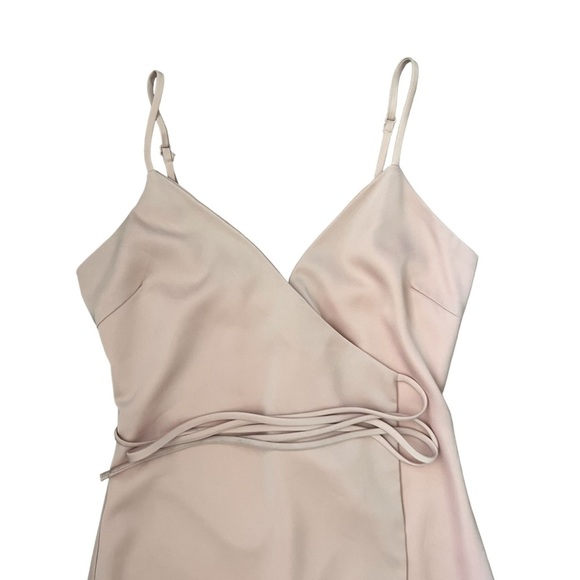 Revolve Majorelle Nina Wrap Satin Dress in Ballet Pink NWT Size XXS - Picture 9 of 9